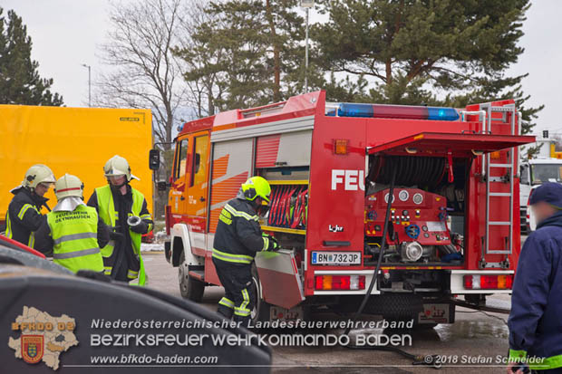 20180320 Brand in einer Lagerhalle Gewerbepark Wienersdorf  Foto:  Stefan Schneider BFK BADEN 