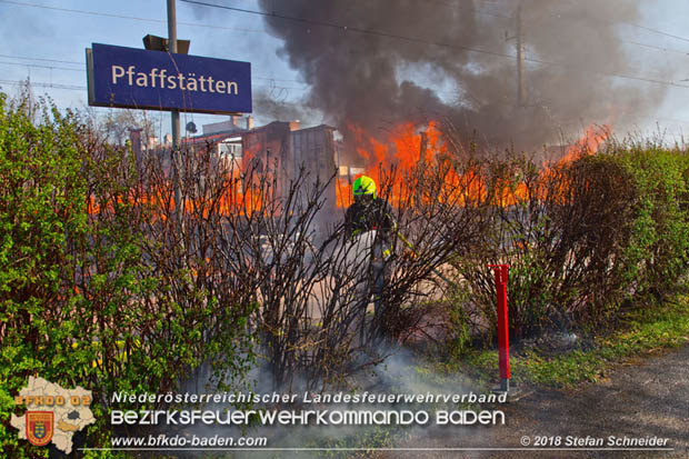 20180414 Brand mehrerer Gterwaggons im Bahnhof Pfaffsttten  Foto:  Stefan Schneider BFKDO BADEN