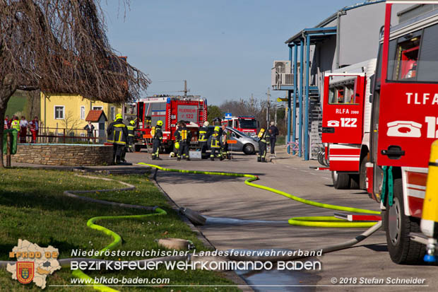 20180414 Brand mehrerer Gterwaggons im Bahnhof Pfaffsttten  Foto:  Stefan Schneider BFKDO BADEN