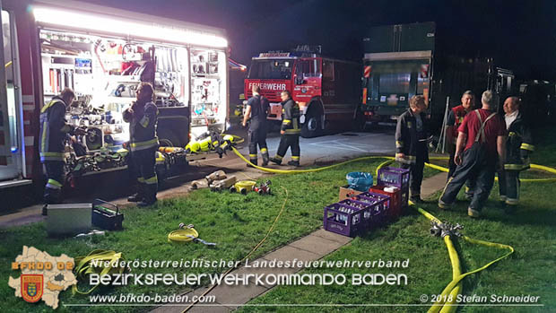 20180414 Brand mehrerer Gterwaggons im Bahnhof Pfaffsttten  Foto:  Stefan Schneider BFKDO BADEN