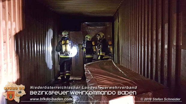 20180414 Brand mehrerer Gterwaggons im Bahnhof Pfaffsttten  Foto:  Stefan Schneider BFKDO BADEN