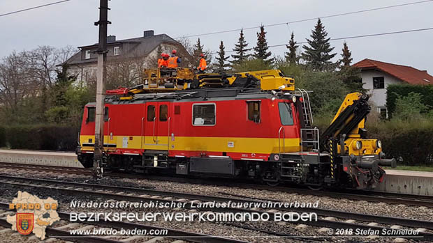 20180414 Brand mehrerer Gterwaggons im Bahnhof Pfaffsttten  Foto:  Stefan Schneider BFKDO BADEN