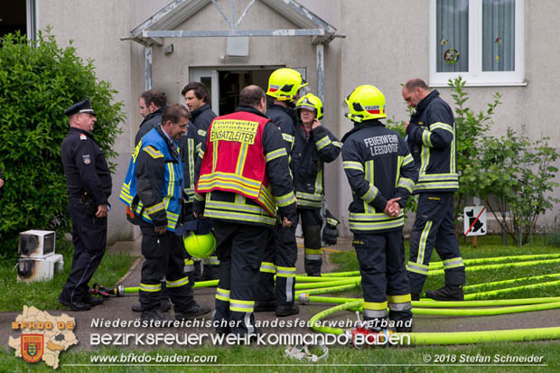 20180515 Brand in einer Badener Wohnhausanlage im Ortsteil Leesdorf  Foto:  Stefan Schneider BFK BADEN