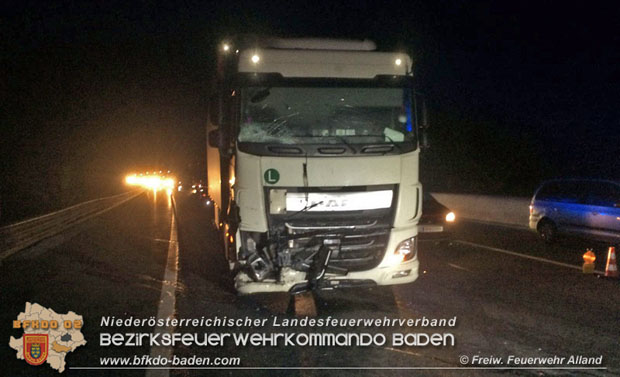 20180528 Verkehrsunfall A21 Bereich Hochstraß Bezirk Baden Foto: © Freiwillige Feuerwehr Alland 20180528 Verkehrsunfall A21 Bereich Hochstraß Bezirk Baden Foto: © Freiwillige Feuerwehr Alland