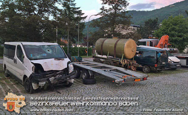 20180528 Verkehrsunfall A21 Bereich Hochstraß Bezirk Baden Foto: © Freiwillige Feuerwehr Alland 20180528 Verkehrsunfall A21 Bereich Hochstraß Bezirk Baden Foto: © Freiwillige Feuerwehr Alland