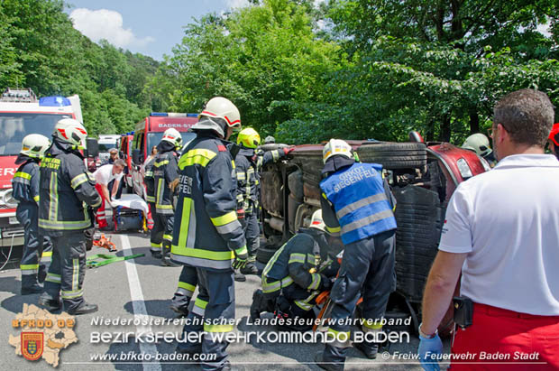 20180604 Verkehrsunfall im Helenental  Foto:   Freiwillige Feuerwehr Baden-Stadt