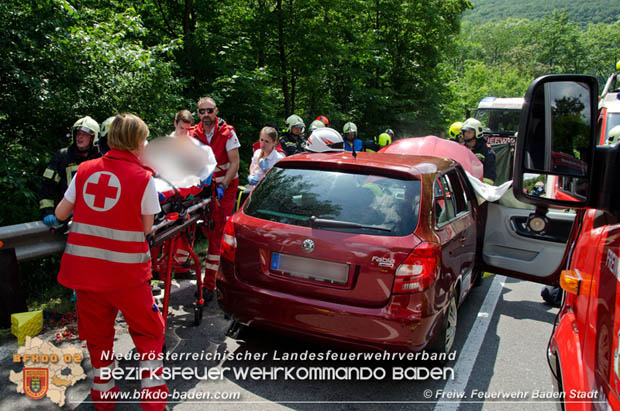 20180604 Verkehrsunfall im Helenental  Foto:   Freiwillige Feuerwehr Baden-Stadt