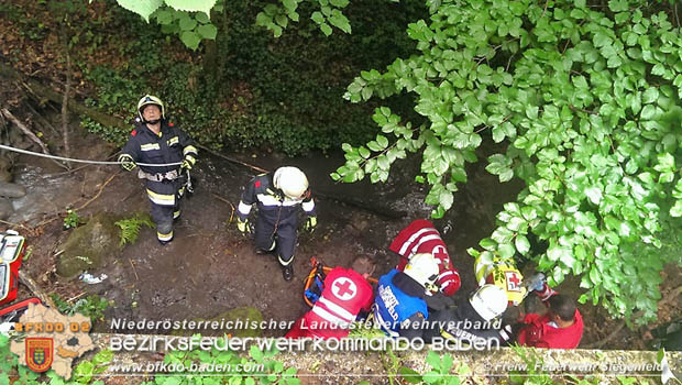 20180609 Schwerer Motorradunfall auf der L2099 Roental/Siegenfeld  Foto:  FF Siegenfeld