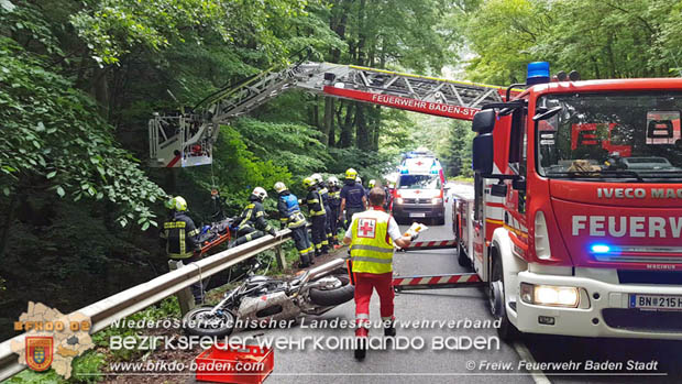 20180609 Schwerer Motorradunfall auf der L2099 Roental/Siegenfeld  Foto:  FF Baden-Stadt / Stefan Schneider