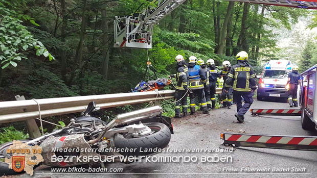 20180609 Schwerer Motorradunfall auf der L2099 Roental/Siegenfeld  Foto:  FF Baden-Stadt / Stefan Schneider