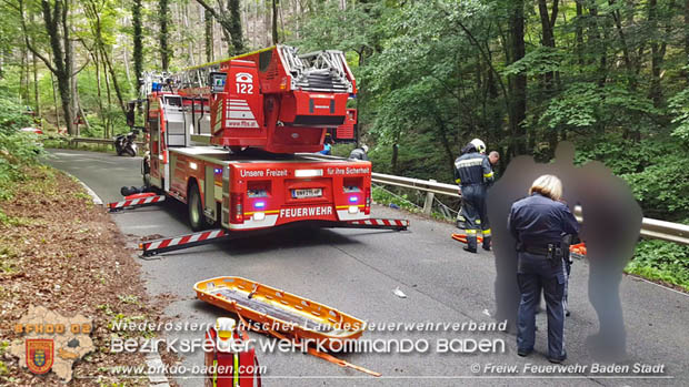 20180609 Schwerer Motorradunfall auf der L2099 Roental/Siegenfeld  Foto:  FF Baden-Stadt / Stefan Schneider