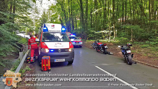 20180609 Schwerer Motorradunfall auf der L2099 Roental/Siegenfeld  Foto:  FF Baden-Stadt / Stefan Schneider