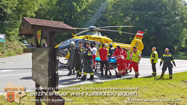 20180609 Schwerer Motorradunfall auf der L2099 Roental/Siegenfeld  Foto:  FF Baden-Stadt / Stefan Schneider