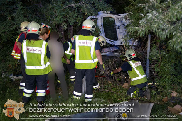 20180724 Verkehrsunfall auf der A2 beim Knoten Guntramsdorf RFb Wien  Foto: © Stefan Schneider