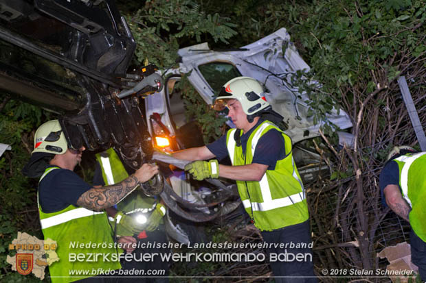 20180724 Verkehrsunfall auf der A2 beim Knoten Guntramsdorf RFb Wien  Foto: © Stefan Schneider