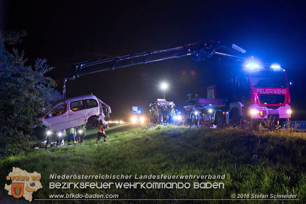 20180724 Verkehrsunfall auf der A2 beim Knoten Guntramsdorf RFb Wien  Foto: © Stefan Schneider