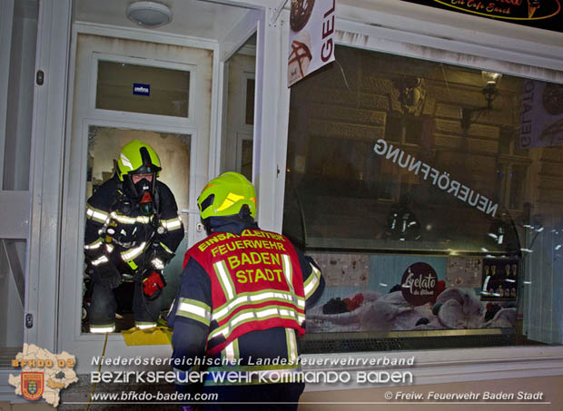 20180831 Nchtlcher Brand in einem Innenstadtlokal in Baden  Foto:  Christoph Hinterberger FF Baden-Stadt