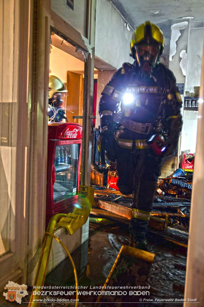 20180831 Nächtlcher Brand in einem Innenstadtlokal in Baden Foto: © Christoph Hinterberger FF Baden-Stadt 20180831 Nächtlcher Brand in einem Innenstadtlokal in Baden Foto: © Christoph Hinterberger FF Baden-Stadt