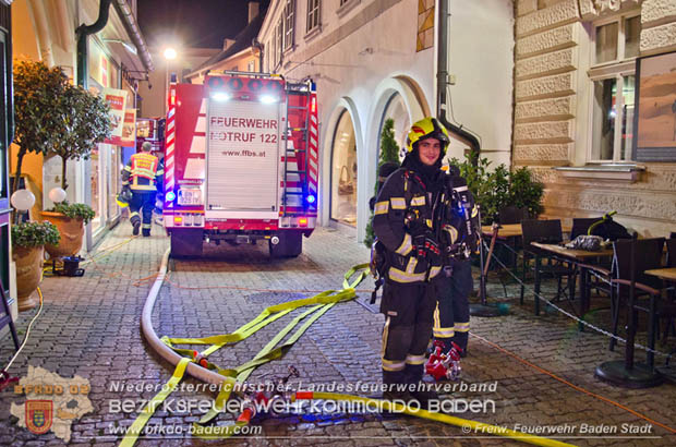 20180831 Nächtlcher Brand in einem Innenstadtlokal in Baden Foto: © Christoph Hinterberger FF Baden-Stadt 20180831 Nächtlcher Brand in einem Innenstadtlokal in Baden Foto: © Christoph Hinterberger FF Baden-Stadt