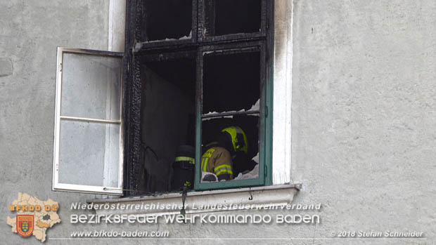 20180907 Brand im Wasserschloss Kottingbrunn  Foto: © Stefan Schneider20180907 Brand im Wasserschloss Kottingbrunn  Foto: © Stefan Schneider