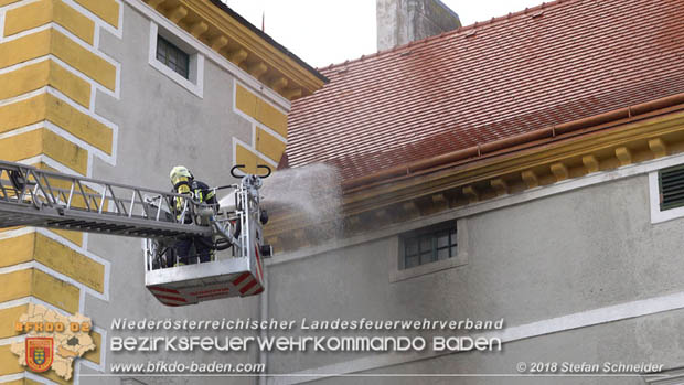 20180907 Brand im Wasserschloss Kottingbrunn Foto: © Stefan Schneider 20180907 Brand im Wasserschloss Kottingbrunn Foto: © Stefan Schneider