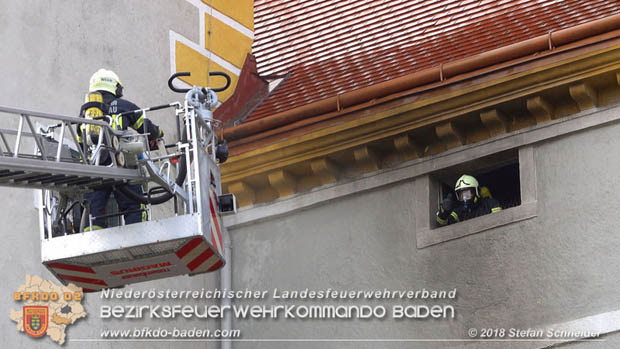 20180907 Brand im Wasserschloss Kottingbrunn Foto: © Stefan Schneider 20180907 Brand im Wasserschloss Kottingbrunn Foto: © Stefan Schneider