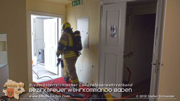 20180907 Brand im Wasserschloss Kottingbrunn Foto: © Stefan Schneider 20180907 Brand im Wasserschloss Kottingbrunn Foto: © Stefan Schneider