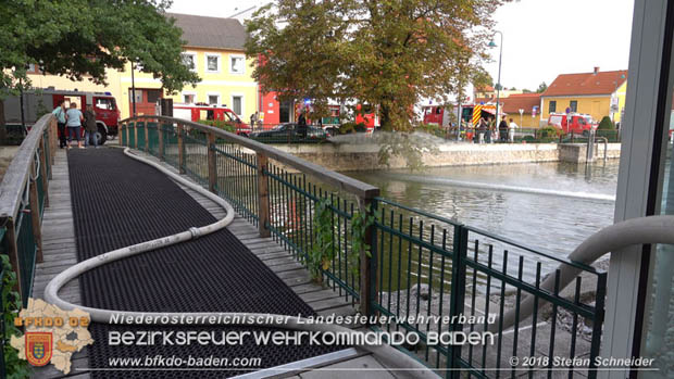 20180907 Brand im Wasserschloss Kottingbrunn  Foto: © Stefan Schneider