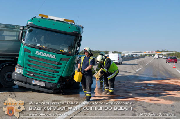 20180918 Verkehrsunfall auf der A2 beim Knoten Guntramsdorf  Foto:  Stefan Schneider 