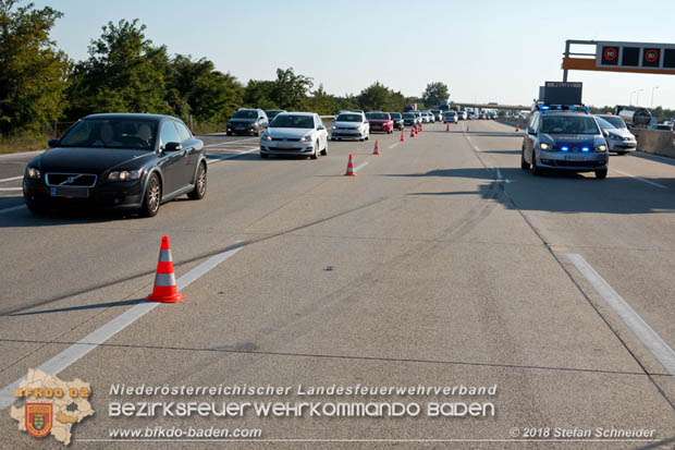 20180918 Verkehrsunfall auf der A2 beim Knoten Guntramsdorf  Foto:  Stefan Schneider 