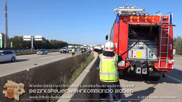 20180918 Verkehrsunfall auf der A2 beim Knoten Guntramsdorf  Foto:  Stefan Schneider 
