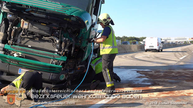 20180918 Verkehrsunfall auf der A2 beim Knoten Guntramsdorf  Foto:  Stefan Schneider 