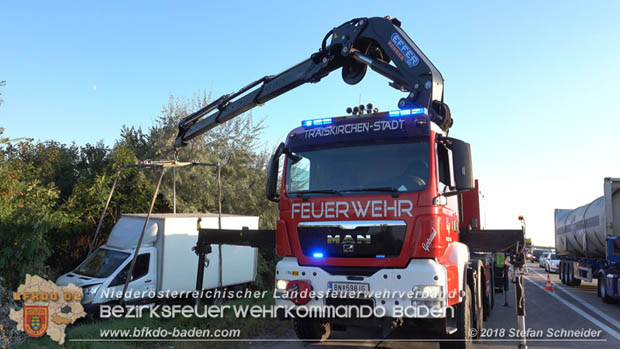 20180918 Verkehrsunfall auf der A2 beim Knoten Guntramsdorf  Foto:  Stefan Schneider 