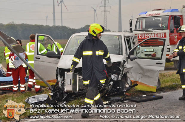 20181017 Schwerer Verkehrsunfall auf der L157 Pottendorf-Tattendorf  Foto:  Thomas Lenger Monatsrevue.at