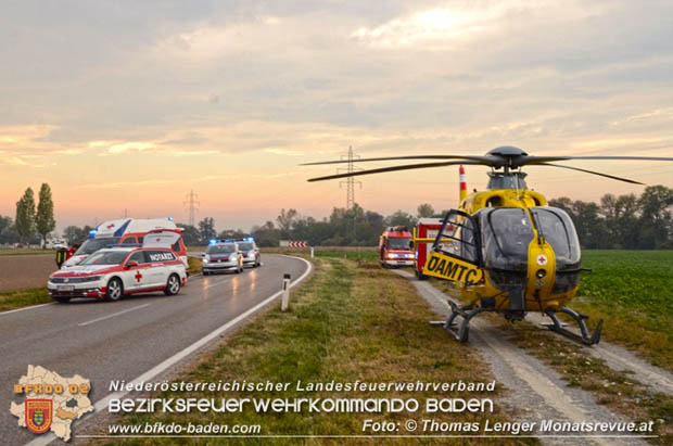20181017 Schwerer Verkehrsunfall auf der L157 Pottendorf-Tattendorf  Foto:  Freiwillige Feuerwehr Pottendorf