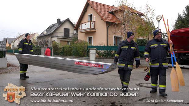 20181120 Kleiner Gewsserschaden auf Teich in der Eigenheimsiedlung Mllersdorf/Guntramsdorf  Foto:  Stefan Schneider BFK BADEN