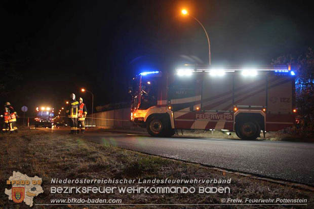 20181129 Verkehrsunfall in Pottenstein auf der LB18 Fotos:  Gerald Schwarz u. Markus Hackl FF Pottenstein
