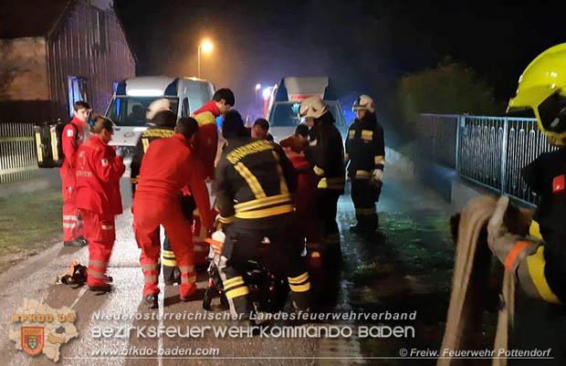 20181203 Feuerwehr unterstützt bei medizinischen Notfall  Foto: © FF Pottendorf