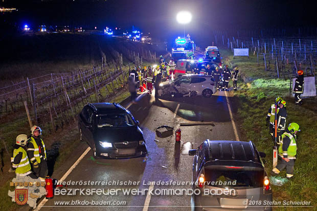 20181208 Seitlicher Frontalcrash zweier Pkw auf der Weinbergstrae bei Pfaffsttten  Foto:  Stefan Schneider