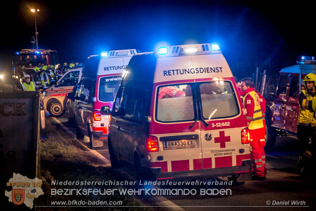 20181208 Seitlicher Frontalcrash zweier Pkw auf der Weinbergstrae bei Pfaffsttten  Foto:  Daniel Wirth