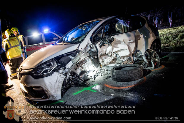 20181208 Seitlicher Frontalcrash zweier Pkw auf der Weinbergstrae bei Pfaffsttten  Foto:  Daniel Wirth