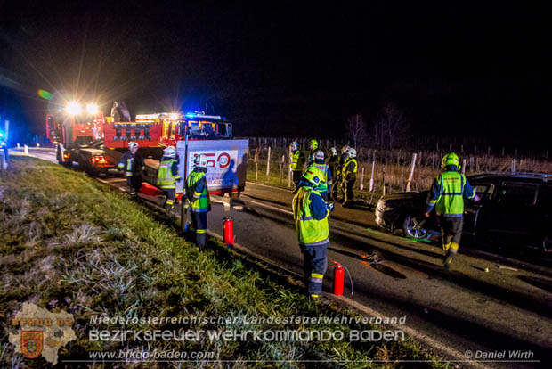 20181208 Seitlicher Frontalcrash zweier Pkw auf der Weinbergstrae bei Pfaffsttten  Foto:  Daniel Wirth