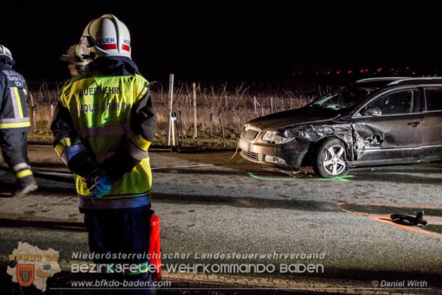 20181208 Seitlicher Frontalcrash zweier Pkw auf der Weinbergstrae bei Pfaffsttten  Foto:  Daniel Wirth