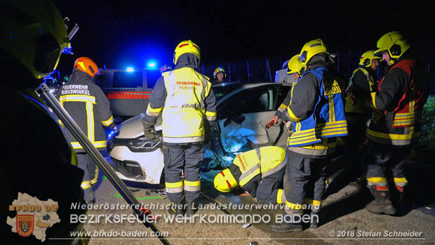 20181208 Seitlicher Frontalcrash zweier Pkw auf der Weinbergstrae bei Pfaffsttten  Foto:  Stefan Schneider