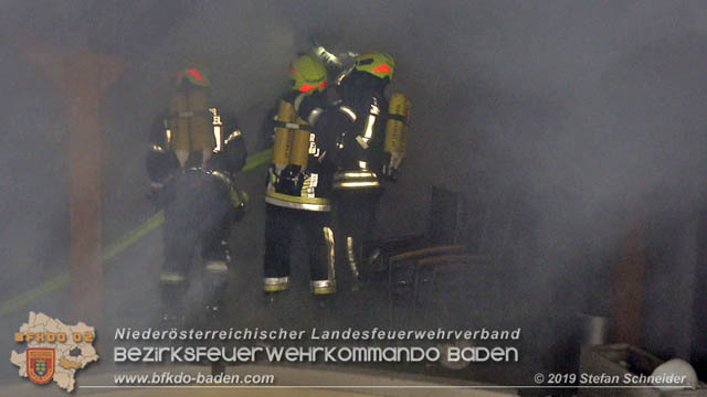 20190103 Brand in einer Tribuswinkler Reihenwohnhausanlage Foto: © Stefan Schneider 20190103 Brand in einer Tribuswinkler Reihenwohnhausanlage Foto: © Stefan Schneider