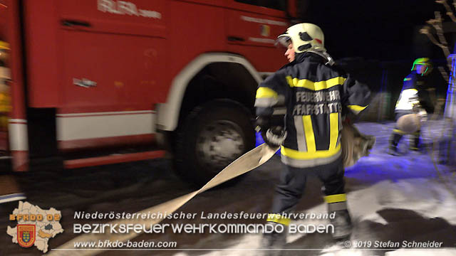20190103 Brand in einer Tribuswinkler Reihenwohnhausanlage Foto: © Stefan Schneider 20190103 Brand in einer Tribuswinkler Reihenwohnhausanlage Foto: © Stefan Schneider