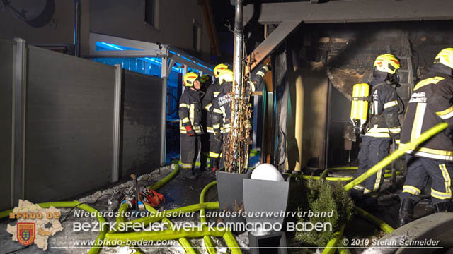 20190103 Brand in einer Tribuswinkler Reihenwohnhausanlage Foto: © Stefan Schneider 20190103 Brand in einer Tribuswinkler Reihenwohnhausanlage Foto: © Stefan Schneider