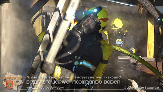 20190103 Brand in einer Tribuswinkler Reihenwohnhausanlage Foto: © Stefan Schneider 20190103 Brand in einer Tribuswinkler Reihenwohnhausanlage Foto: © Stefan Schneider