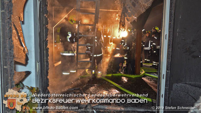 20190103 Brand in einer Tribuswinkler Reihenwohnhausanlage Foto: © Stefan Schneider 20190103 Brand in einer Tribuswinkler Reihenwohnhausanlage Foto: © Stefan Schneider