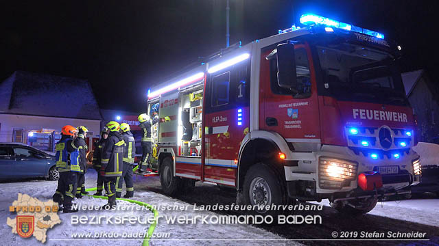 20190103 Brand in einer Tribuswinkler Reihenwohnhausanlage Foto: © Stefan Schneider 20190103 Brand in einer Tribuswinkler Reihenwohnhausanlage Foto: © Stefan Schneider